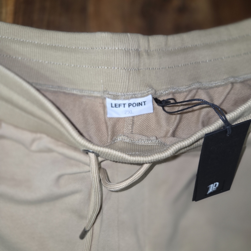 Left Point Beige Shorts with Embroidered Rhinestone Design - Picture 2 of 4